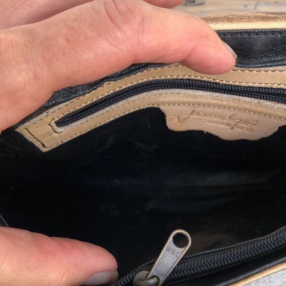 Jane Yoo wearable art - Picture 7 of 10